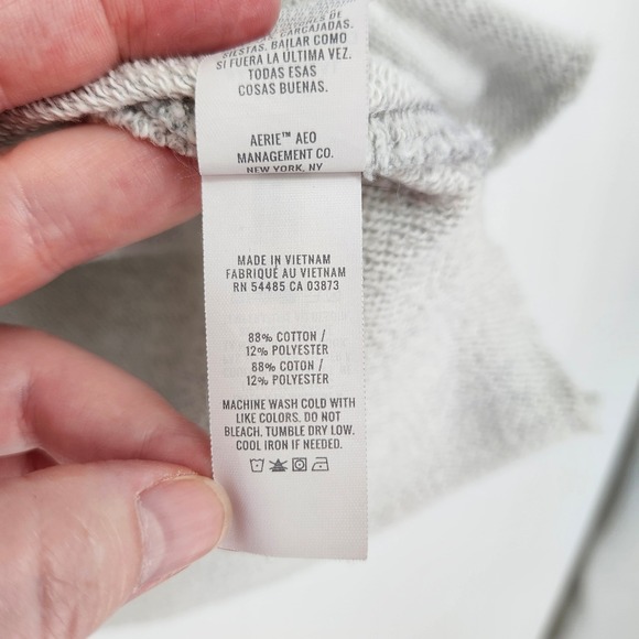 Aerie Gray Cozy Crewneck Sweatshirt Womens Large Oversized Distressed Raw Hem - Picture 6 of 10